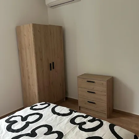 Апартаменты 3-room Apartment, Sleeps 6, Sea View Ницца
