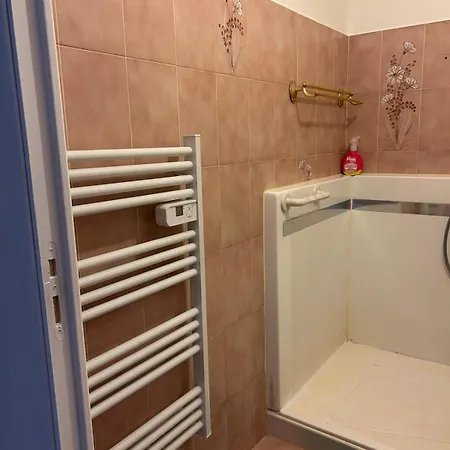 3-room Apartment, Sleeps 6, Sea View * Ницца