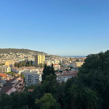 Апартаменты 3-room Apartment, Sleeps 6, Sea View *