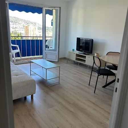 3-room Apartment, Sleeps 6, Sea View * 니스